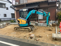 内張町で駐車場整備工事着手！