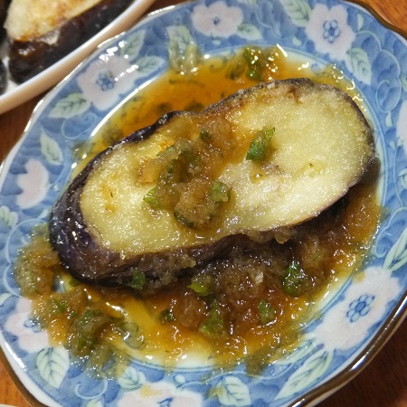 揚げ茄子をおろしポン酢で。。