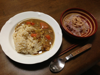今日のおやつはメロ。