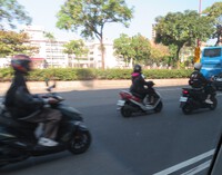 バイクの２０２５年問題について　考えてみる。