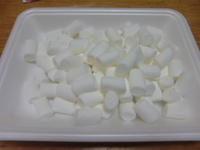 簡単手作りおやつ　マシュマロコーン
