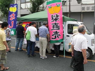 新城　軽トラック市