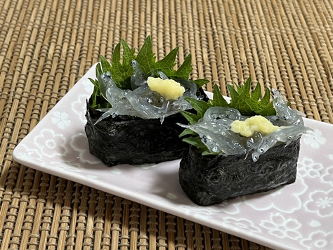生シラスの軍艦