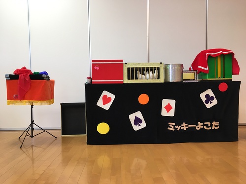 千葉県柏市の幼稚園にマジックショーと腹話術出張　ミッキー横田