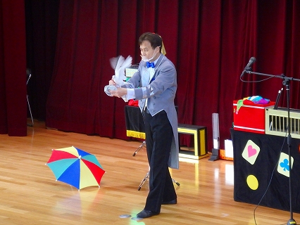 小学校公演イベント低価格マジックショー　ミッキー横田