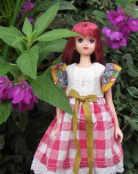 アニーたんにリカ様に付いてきた服
