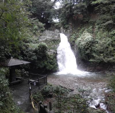 新城 勝手に応援隊 牛の滝 うしのたき は 豊川市 新城市