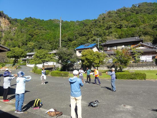 涼　真っ只中　鳳来峡ウォーク