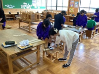箱作り、頑張っています！