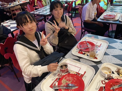 アトラクション以外も楽しんでいます！
