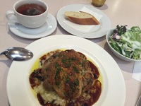 ラ・カンパナ　　さん　　で　　ランチ　　☆