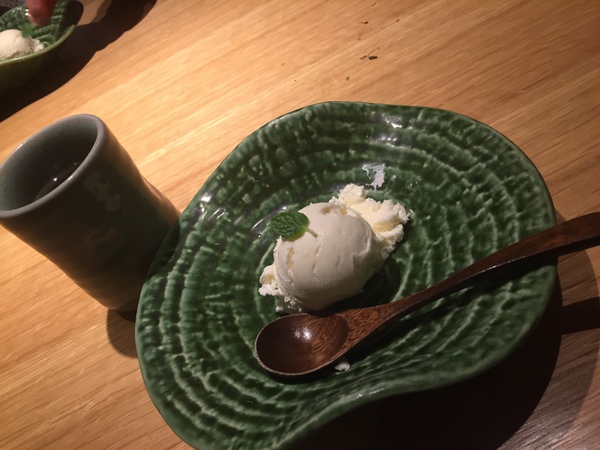 六本木　　いなきあ　　さん　　で　　昼食～　　☆