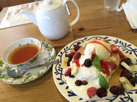 Ｃａｆｅ　ｆｉｋａ　　さん　で　パンケーキ　　☆
