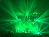次女　　は　フェス　と　　クラブ　　で　はじける～～　　☆