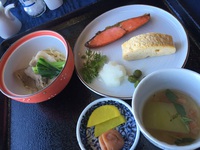 朝食　は　　シンプルに　和食で～　☆