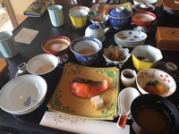 日本料理　　さくら　　さん　　で　朝ごはん　　☆