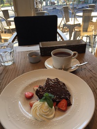 パティスリー＋カフェ　アンヴェール　さんで　お茶ＴＩＭＥ　☆