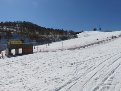 茶臼山スキー場に立ち寄ったのです