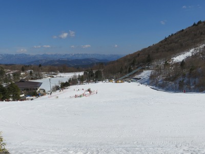 茶臼山スキー場に立ち寄ったのです